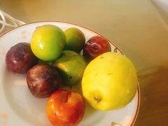 -泸州泸舍酒店(江阳区水井沟步行街店)