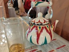 -汗腾格里·风味餐厅(新疆驻京办店)