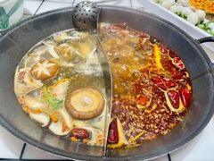 -伍师兄市井火锅(东部星悦天地店)