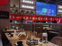 -川堂风·跷脚牛肉·乐山爆炒(宝山日月光店)