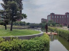 -汤臣倍健透明工厂景区