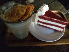 红丝绒蛋糕-Peet's Coffee皮爷咖啡(新天地黑标店)