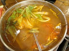 -亮欢寨酸汤鱼(沙冲路店)