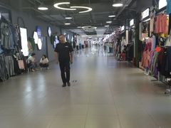 -百荣世贸商城