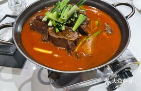 Braised Beef Knuckle Bones