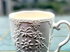 招牌泰式皇家奶茶-萨芭蒂高空花园餐酒吧