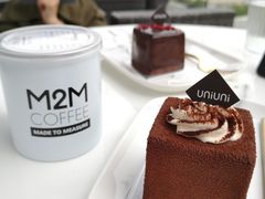 -UNI UNI(环亚凯瑟琳店)