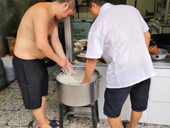 -甘记肥肠粉(马鞍北路店)