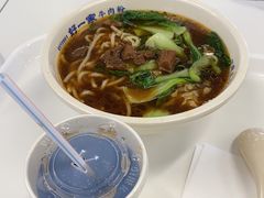 -好一家牛肉粉(山东路家乐福店)