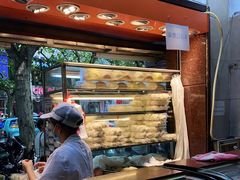 -白玉兰食品(汇联商厦店)