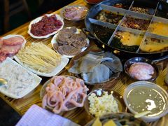 -岗上渣渣老火锅(两路口店)