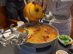 -万重锦·人文川菜馆(骡马市店)