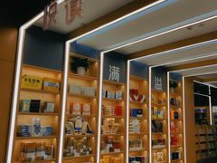 -新华书店(泉城路店)