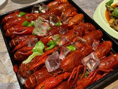 -巴厘龙虾·榜首油焖大虾(音乐学院·沿江酒馆店)
