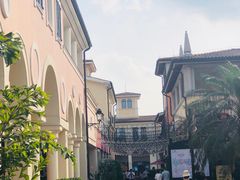 -佛罗伦萨小镇广佛名品奥特莱斯(疏港路店)