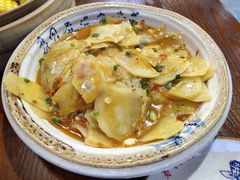 -黄桷树曹家私房菜(江与城店)