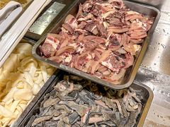 -小志家.鲜牦牛肉牛杂火锅野生菌汤锅