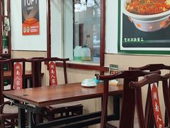 -湖南人家湘菜馆(镇江路店)