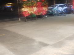 -馋虫重庆火锅(玉林南街店)