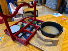 -勺子米线·云南传统小吃市集(四方街店)