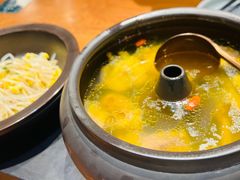 -云海肴·汽锅鸡·云南菜(天山百盛优客店)