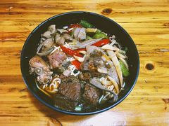 -宝哥杂酱万州面(镋钯街37号院店)