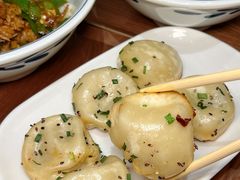-李与白包子铺(桐梓林店)