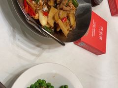 -饭怕鱼·黄焖鲟龙鱼(湖大店)
