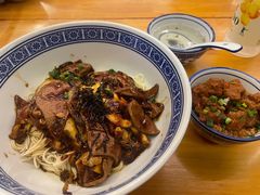 -沪西老弄堂面馆(定西路店)