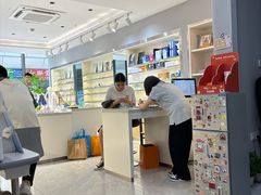 -视野联行眼镜·蔡司·尼康·豪雅·依视路(青浦宝龙店)