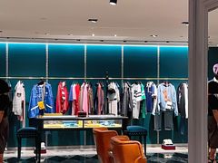 -Gucci(重庆IFS店)