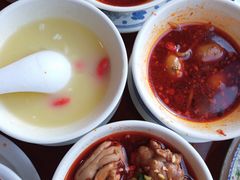 -炉小二铜锅牛蛙•川湘菜(三里屯店)