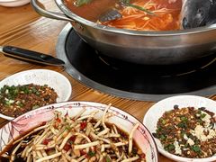 -苗侗地道红酸.酸汤鱼·酸汤牛肉