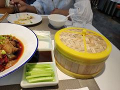 -鸿星花园酒家(银亿家园店)