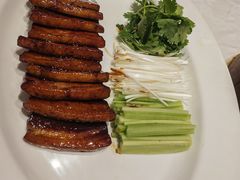 -品悦酒店(三林古镇店)