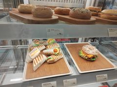 -Tims天好咖啡·贝果(东吴龙湖天街店)