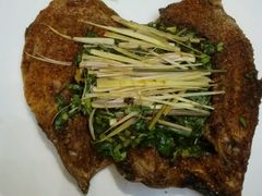 -香巴拉云南餐厅(华莱坞店)