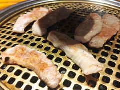 -唯成•韩国炭火烤肉 유성고기