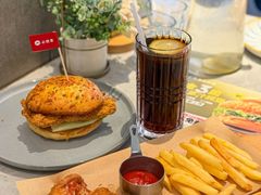 -必胜客(余姚五彩城店PH店)