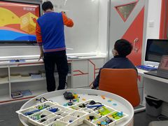 -斯坦星球AI编程·机器人科创·科学实验·信奥·思维·STEM·乐高·竞赛考级(长宁虹桥大融城荟聚中心)