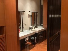 -丽思卡尔顿酒店泳池(金融街店)