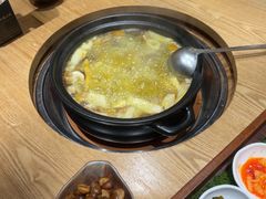 -一朵菌·野生菌探索家火锅(南亚店)