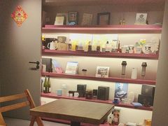-Punchline Coffee&Roaster(同济大学店)