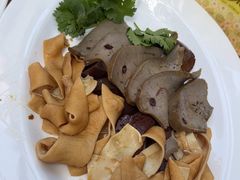 -乌文新澄海卤鹅店