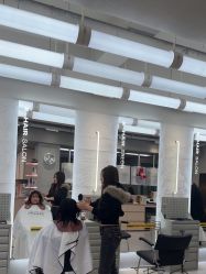 -Z.X HAIR SALON张新美业