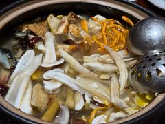 -菌之家·专业纯野生菌火锅·特色炒菌