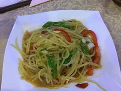 -维吾尔餐厅(宜山路店)