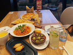 -必胜客(海雅PH店)