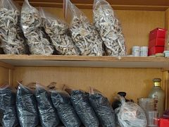 -天乐农家鱼头王(天目湖店)