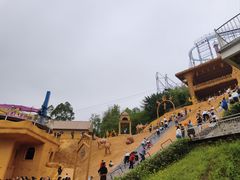 -美心红酒小镇游乐园